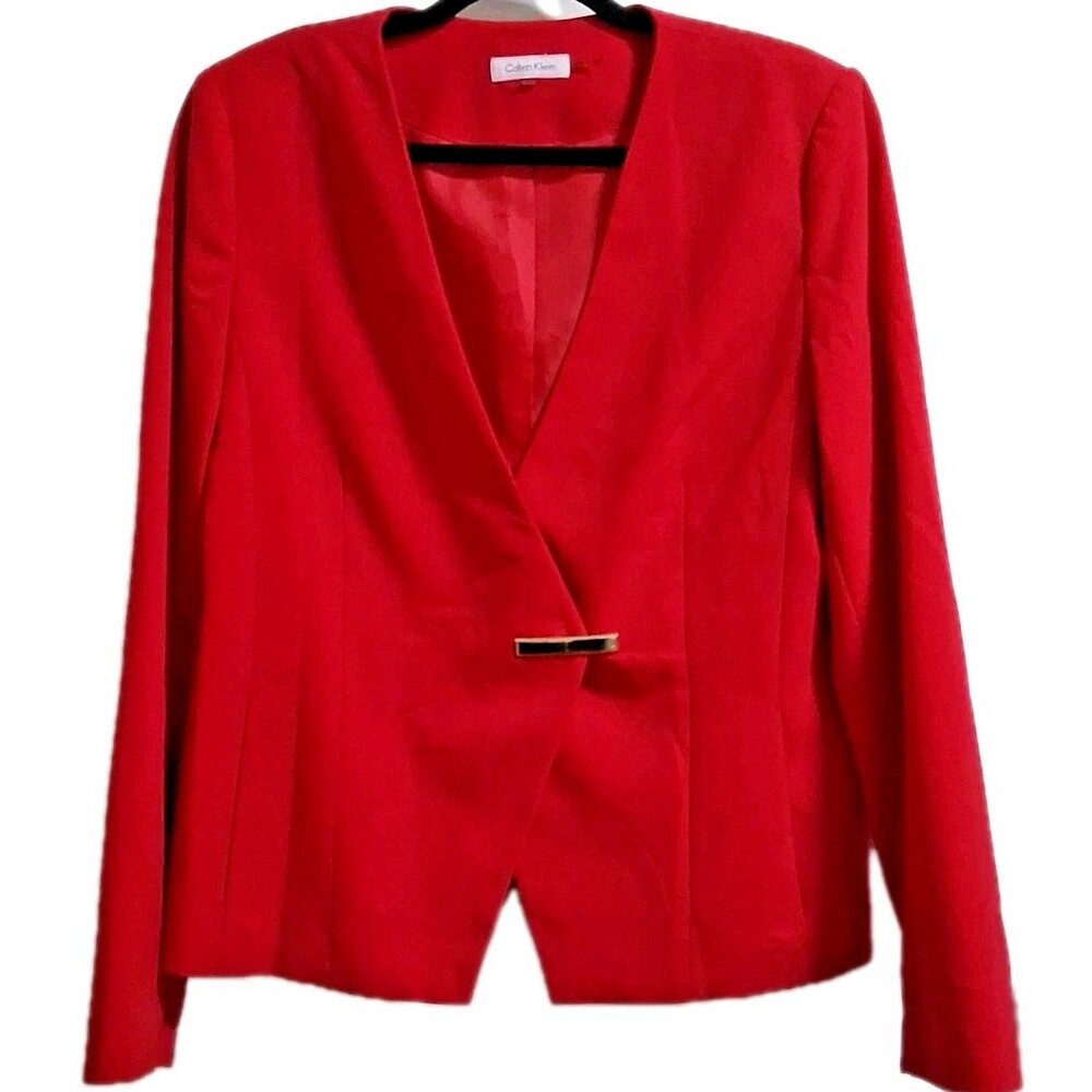 Calvin Klein Blazer Suit Jacket Women's Size 14 Red W/ Golden Clasp  Collarless
